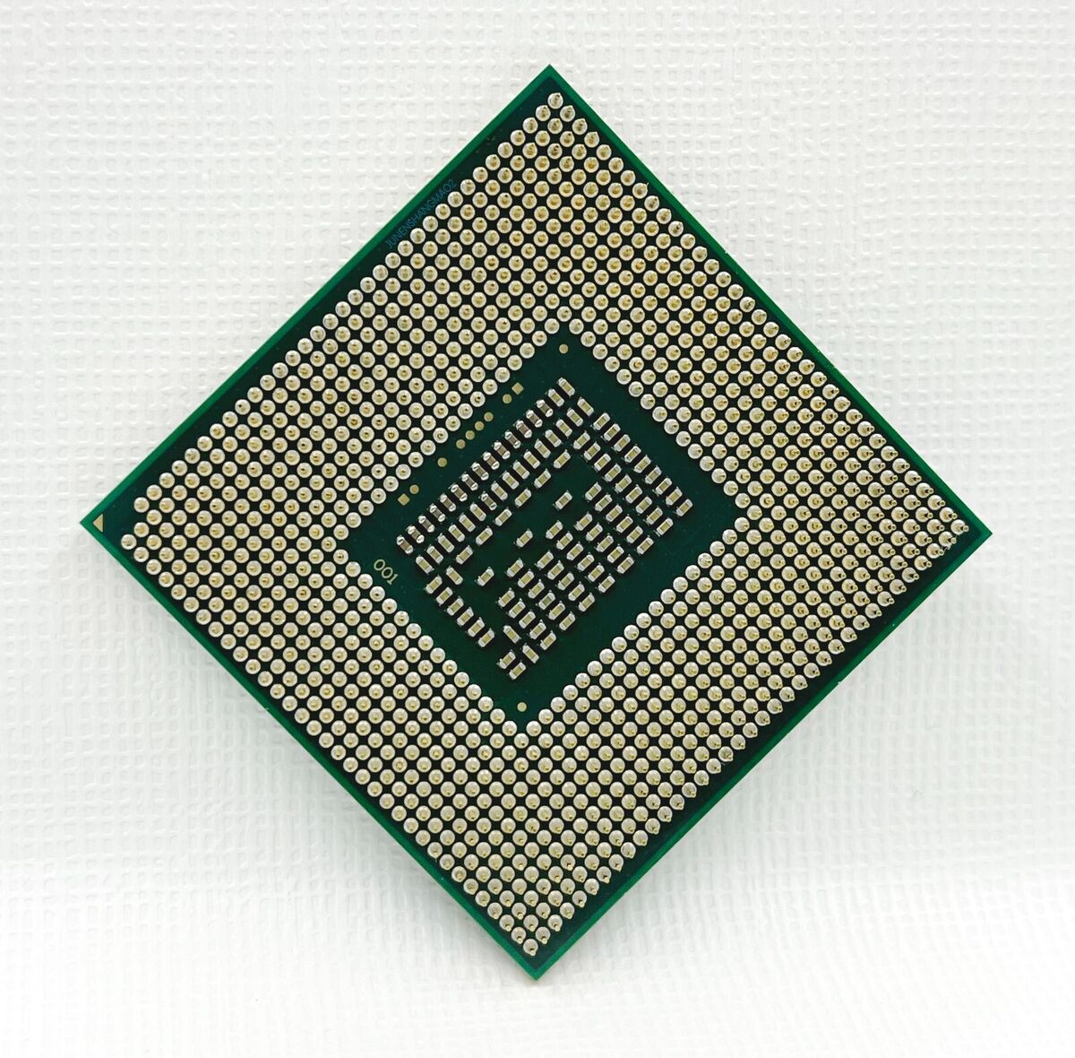 Intel Core i7 3720QM 2.6GHz Quad-Core (AW8063801013116 Intel Core i7 3720QM 2.6GHz Quad-Core (AW8063801013116
