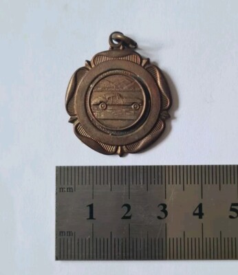 BALA AND DISTRICT MOTOR CLUB 1965 ANHÄNGER EMBLEM 