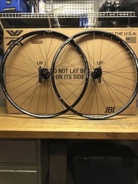 bontrager elite tlr 29