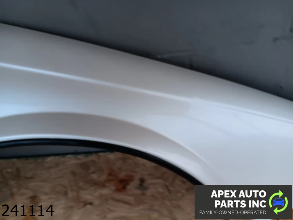 OEM 1992-1997 Cadillac Seville STS 1.3L Fender Right Foto 3 de 4