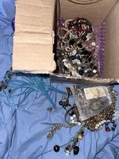 1 LB Mystery Grab Bag ALL WEARABLE Jewelry Bulk Fashion Costume Vintage Modern