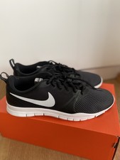 Nike Flex Essential TR 42 US 10 Black Damen S...