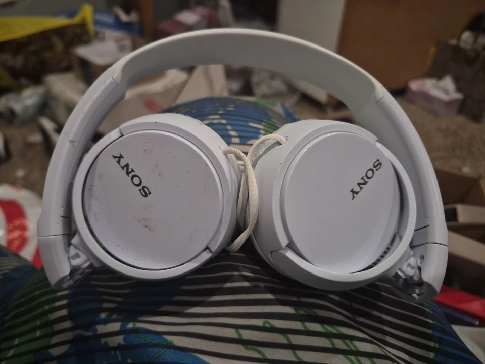 AURICULARES SONY - BLANCOS Foto 4 de 4