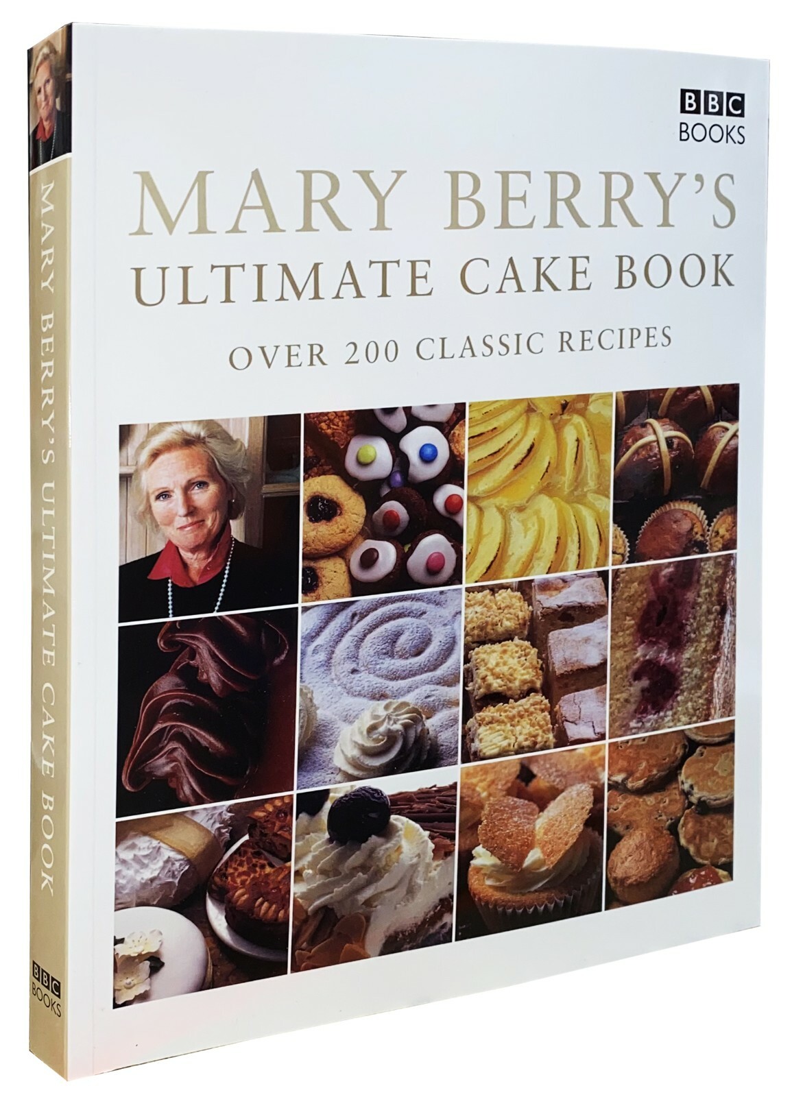 Mary Berry's Cookbook - Ultimate Cake Book - by Merry Berry