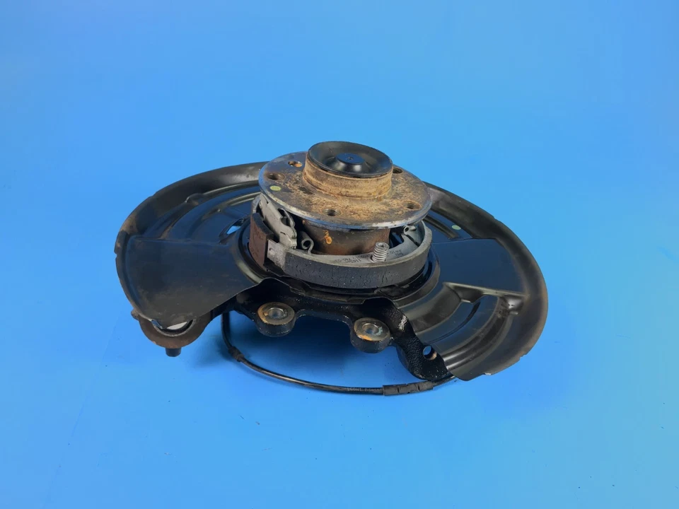 14-19 BMW F22 F23 228I M235I M240I REAR RIGHT PASSENGER SIDE SPINDLE KNUCKLE HUB - Image 2 of 4