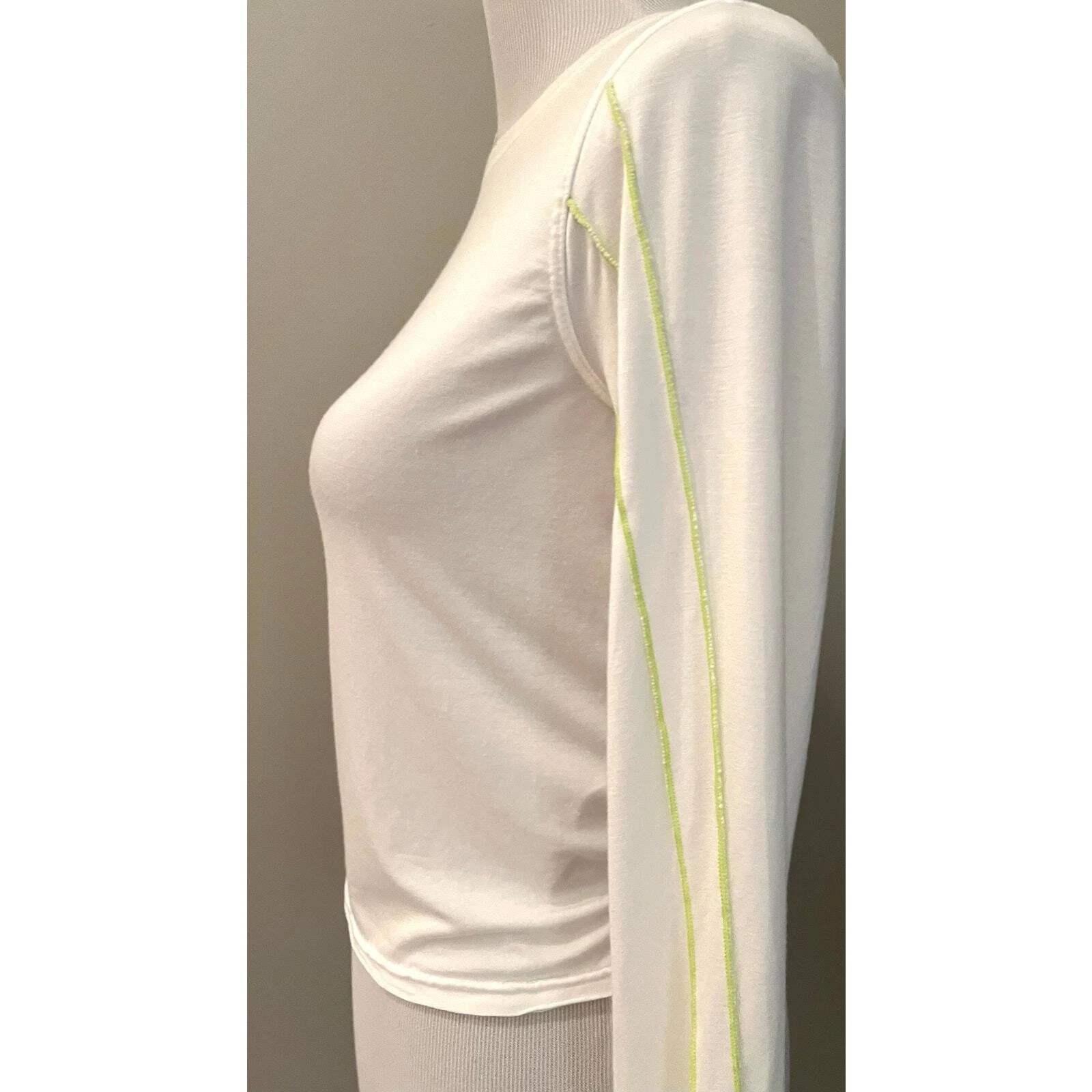 free-people-movement athleisure long sleeve thumb holes shirt