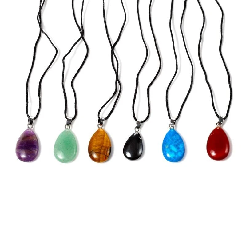 Heilender Edelstein-Anhänger - Türkis-blauer Howlith in Tränenform - Bild 4 von 4