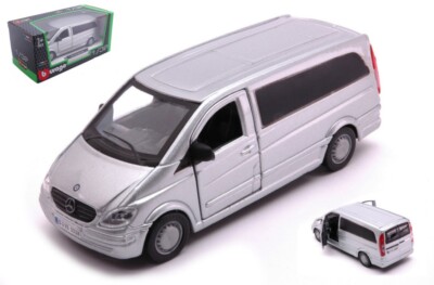 Diecast Model Car Scale 1:32 Burago Mercedes Vito 2010 Silver