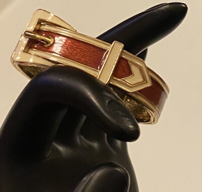 Vtg CINER Signed Enameled Belt Buckle Gold Tone Chic Statement Hinged Bracelet