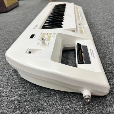 Roland AX-09 Lucina Shoulder Keyboard Synthesizer Pearl White 37