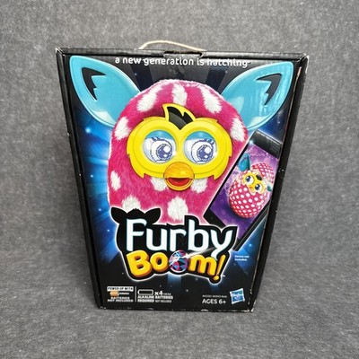 Hasbro 2013 FURBY BOOM Pink w/ White Dots Blue Ears w/ Poster NEW OPEN BOX