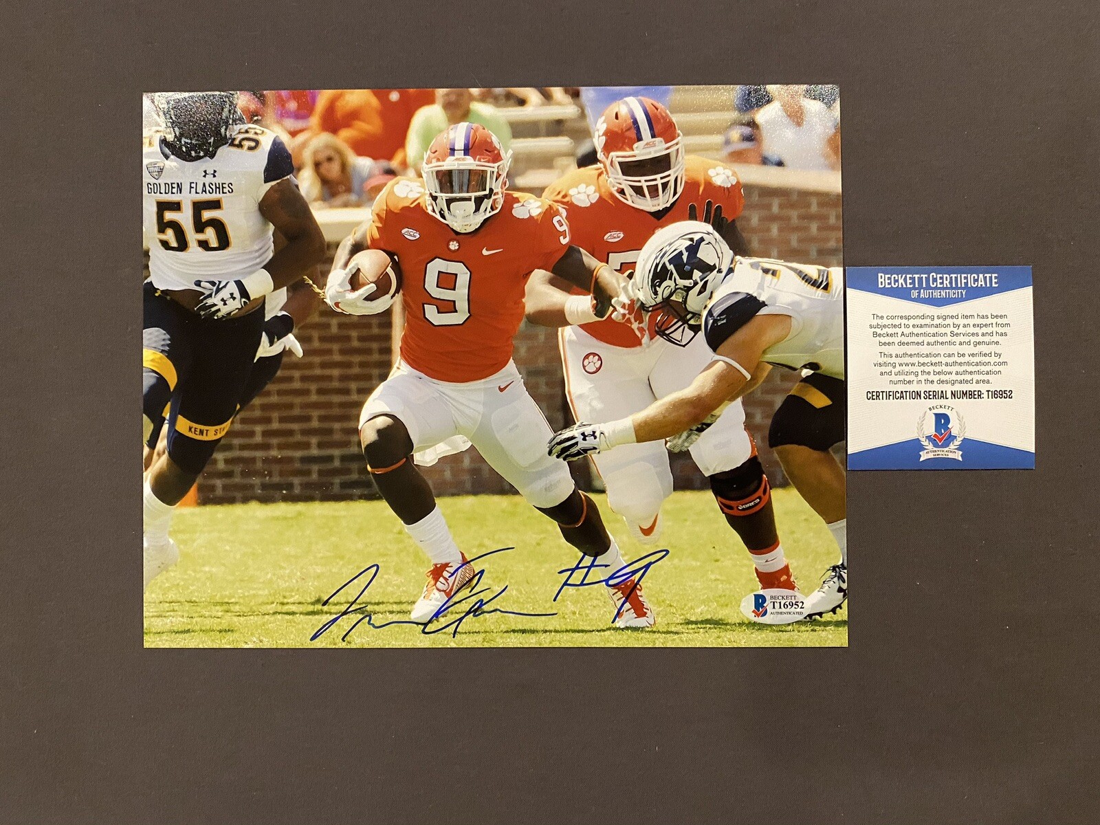 BECKETT COA TRAVIS ETIENNE Signed Autographed 8x10 Photo Clemson Tigers Football 