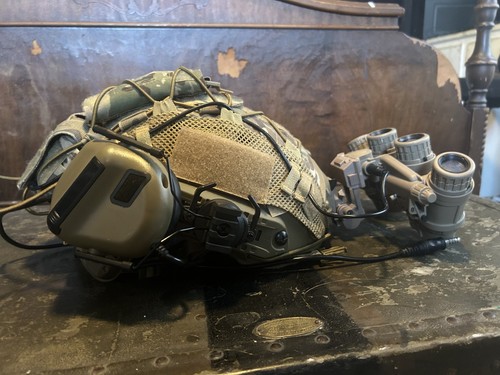 FAST Tactical Helmet & Night vision set