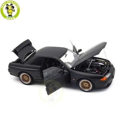 1/18 Nissan Skyline GT-R R32 V-SPEC II Autoart 77418 Diecast Model