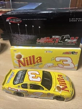 1/24 nascar diecast, Dale Earnhardt Jr #3, Nilla Wafers, Action, 2002 RCCA Bank