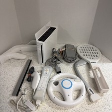 Nintendo Wii White RVL-001 - W/Accessories