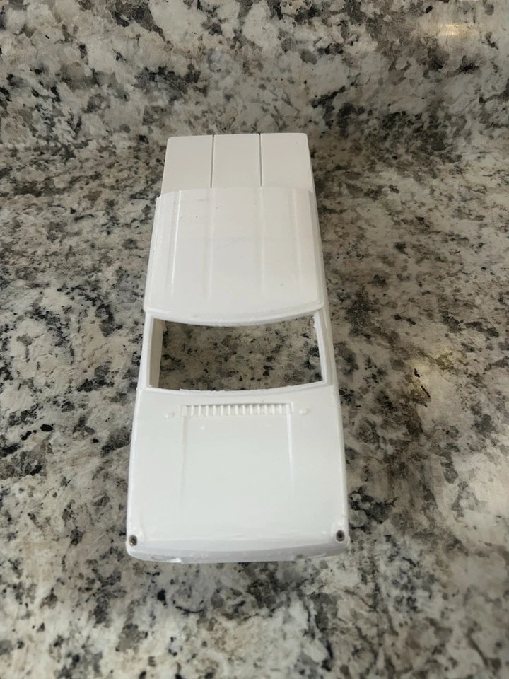 Scx24 155mm Wb Range Rover Truck Body - Image 3 of 4