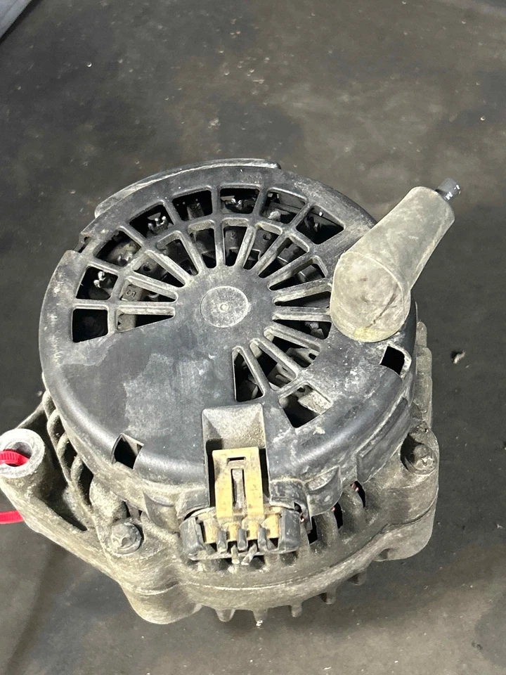 Fits 2000-2002 Chevy Silverado Alternator OEM:10480388 Foto 4 de 4