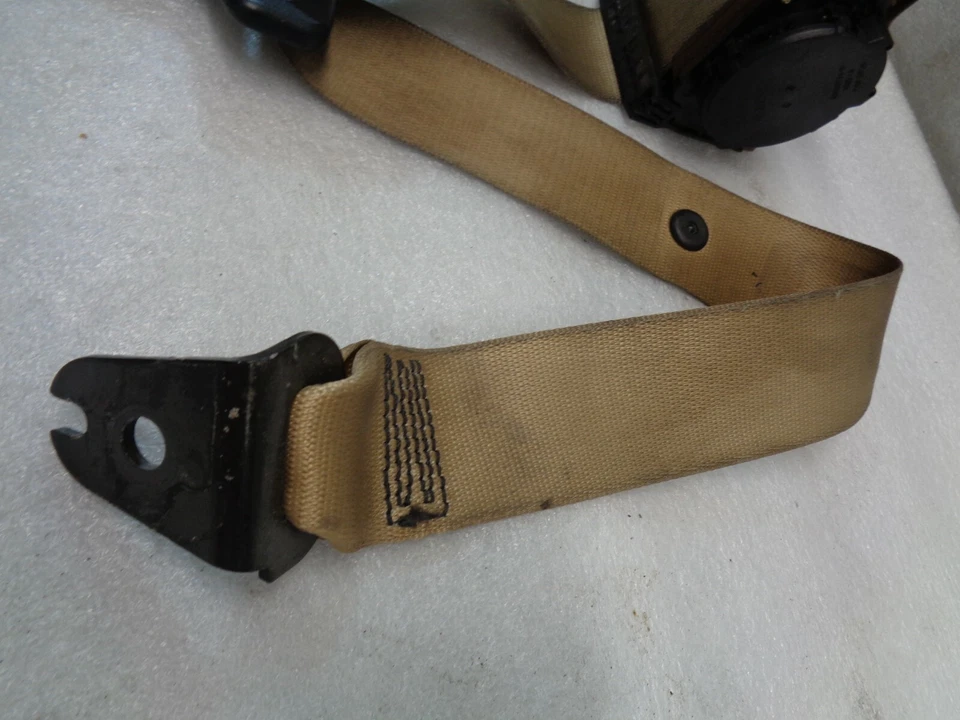 2002-2005 BMW 745i Rear Left Side Seat Belt Retractor Assembly Tan OEM DK90820 - Image 3 of 4