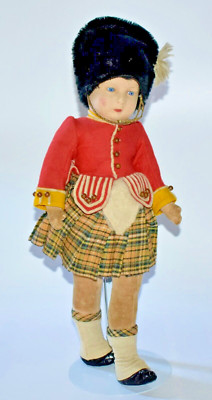 SELTENE VINTAGE CHAD VALLEY SCHOTTISCHER HIGHLANDER JUNGE SOLDAT PUPPE 53 cm um 1930