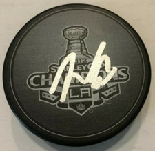 TREVOR LEWIS SIGNED LOS ANGELES KINGS 2012 STANLEY CUP HOCKEY PUCK W/ CASE COA