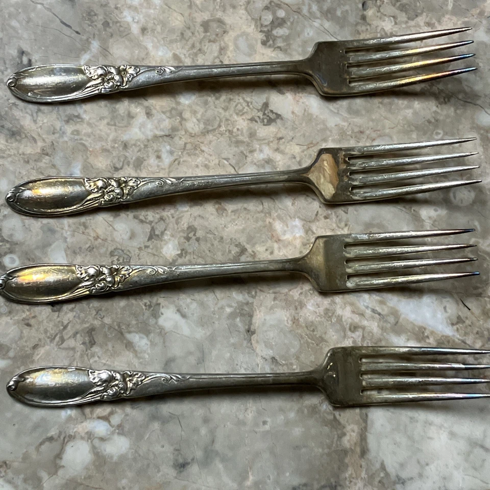 4) Oneida Community 1953 WHITE ORCHID 7  7/8”Dinner Forks Lot 1 - Image 2 of 4