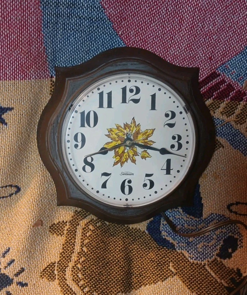 ゆう　　Sunbeamアメリカンヴィンテージ時計1950〜1970年代 Vintage Sunbeam Wall Clock In Collectible Wall Clocks (1970-Now