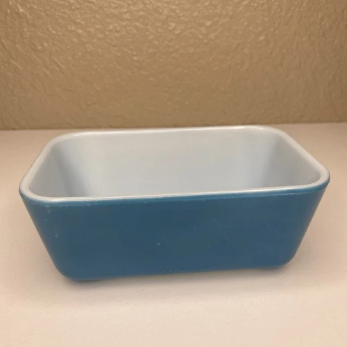 vintage pyrex 502-b blue Loaf Dish A-9 Excellent Condition Made In USA