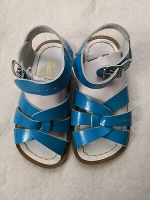 New In Box Saltwater Sandal, Size UK7, US8 Kids Shoes