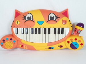 cat piano toy