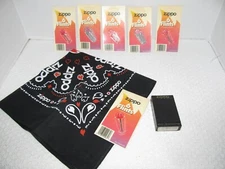 New Vtg Zippo Lighter Venetian Slim #1652 &6 Pks Flint Store Cards/Handkerchief