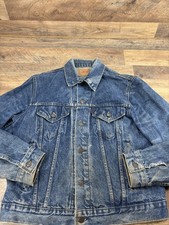 Vtg Levi's 70506-0216 Dark Wash Denim Trucker Jacket Made in USA Sz 42 Distress