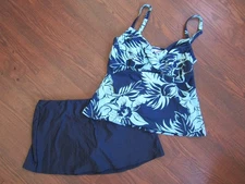 NAUTICA LADIES SWIM SET SZ. 14 - NAVY & GREEN