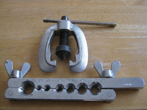 Flaring Tool 7 Sizes, 2 Piece Set for Copper, Aluminum, Brass