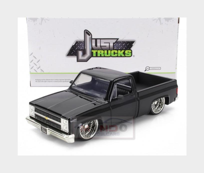 1:24 JADA Chevrolet C-10 Pick-Up Custom 1985 Black JADA35853