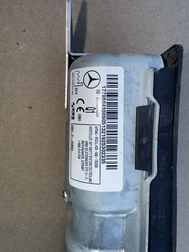 2019 - 2021 Mercedes-Benz A220 Front Right Passenger Knee Airbag BLACK OEM - Picture 5 of 5