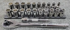 Set Of SAE And Metric 12 Point 1/2" Drive GearWrench Sockets W/ Ratchet