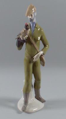 RARE Lippelsdorf Skyloner (DGR) FALCONER 12052 Porcelain Figurine Germany