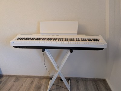 Yamaha Digitales Piano P-125 in Weiß (88 Tasten) mit Untergestell und Netzteil 