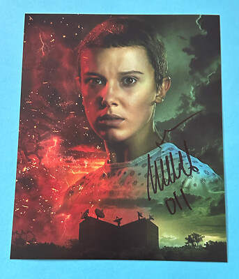 Millie Bobby Brown  -  Stranger Things  - signed, original Autogramm !!!