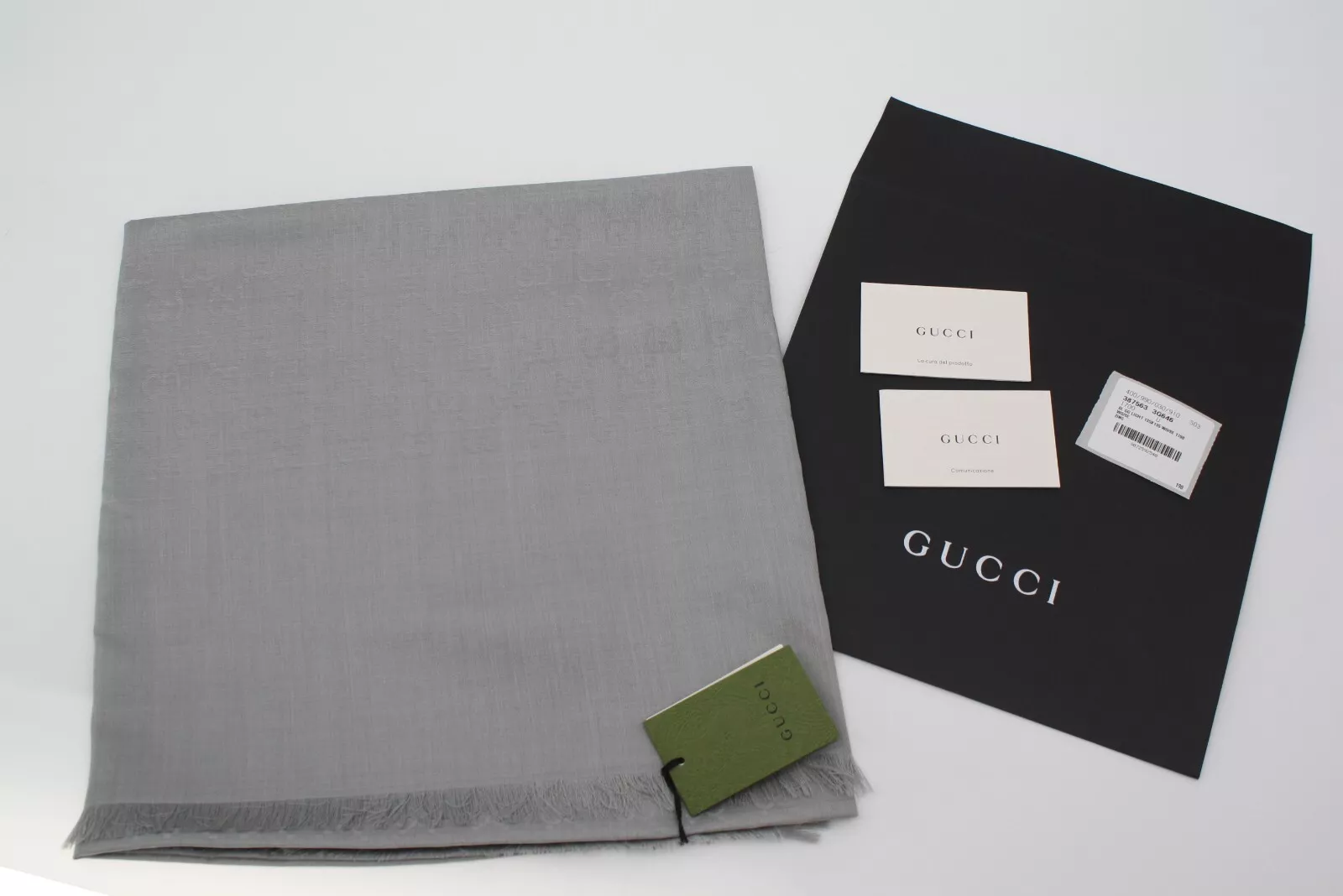 CHÂLE GUCCI GUCCISSIMA laine légère soie GG gris clair environ 53x53 en ZINC neuf avec étiquette