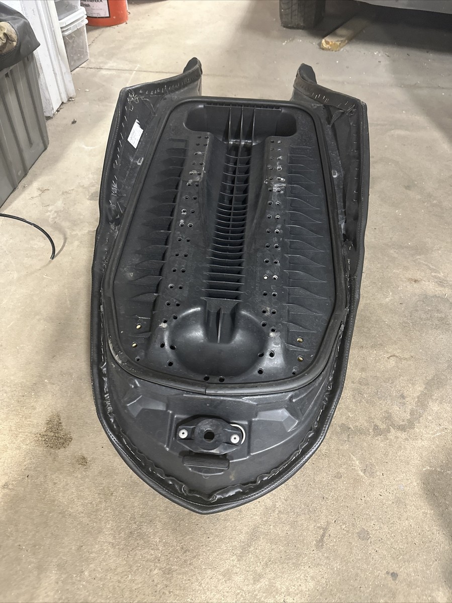 2012 SEADOO RXPX 260 NICE HYDRO TURF RACING SEAT 269002695 2012 SEADOO RXPX 260 NICE HYDRO TURF RACING SEAT 269002695