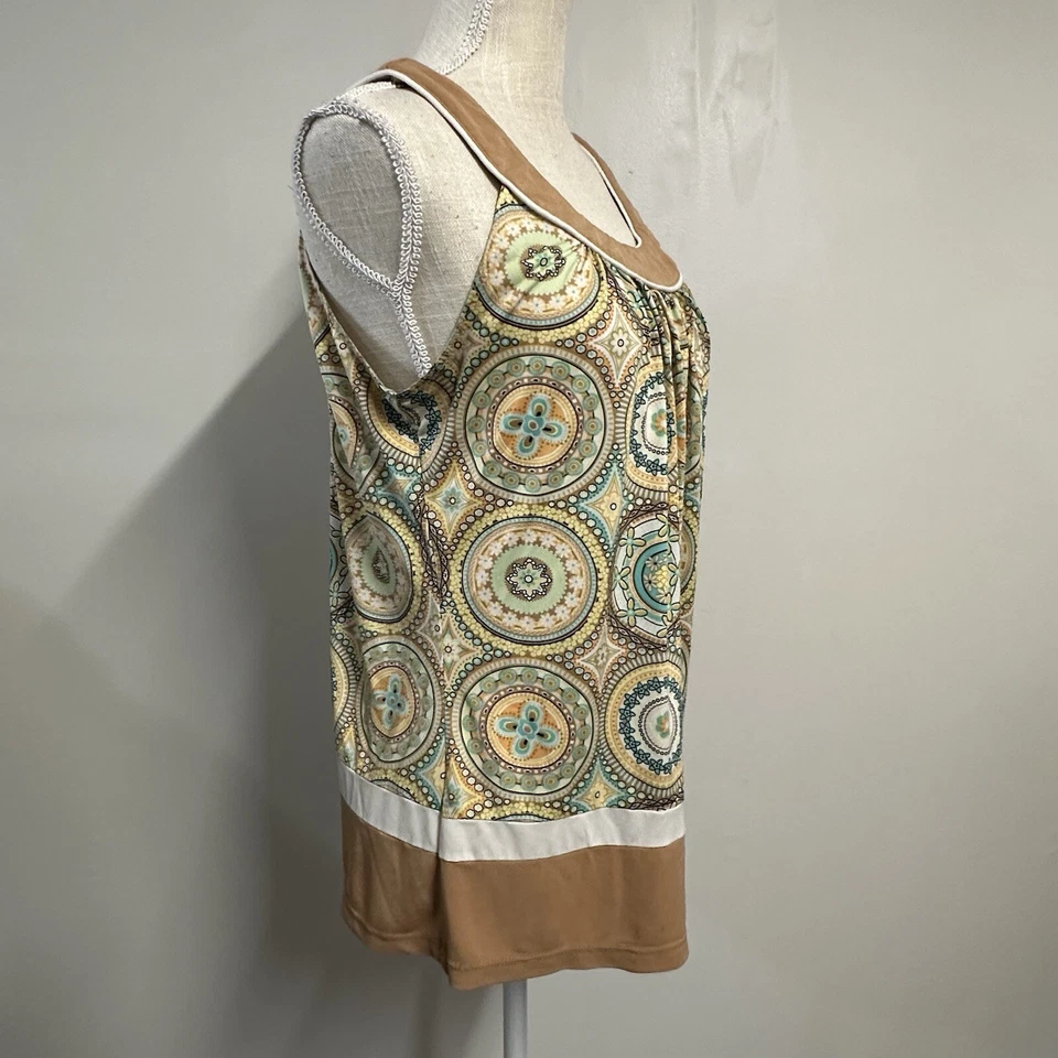 Love Tease Blouse Womens Size Large Sleeveless Top Medallion Print Beige Blue - Image 3 of 4