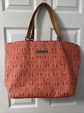 Petunia Pickle Bottom Tailored Tote Diaper Bag. Shoulder Strap And Hand Bag GR72