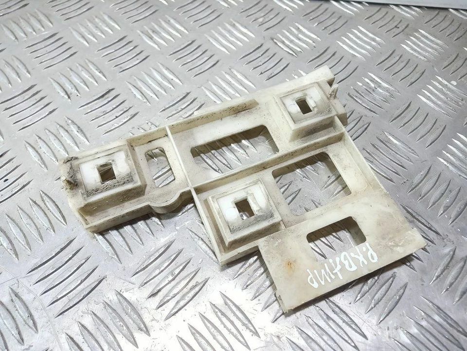 Volvo S70 V70 V70 XC 1997 Halterung Stoßstange Stoßfänger vorne UST57566 - Изображение 2 из 3