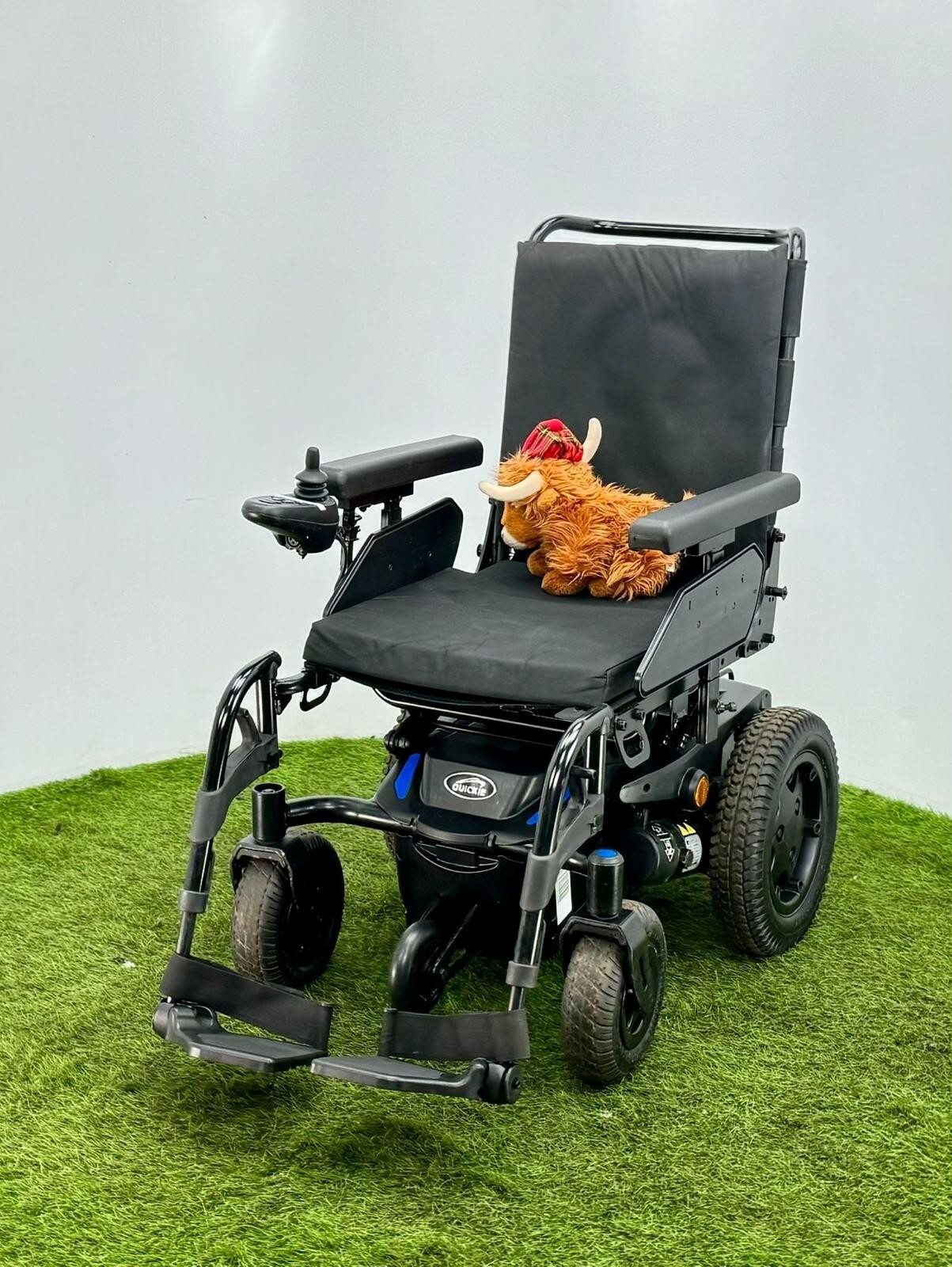 Quickie Q200R Used Electric Wheelchair 2021 Free Warranty, Insurance