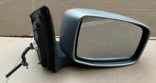 2005-2010 Honda Odyssey Passenger Right Side View Power Door Mirror Silver Color