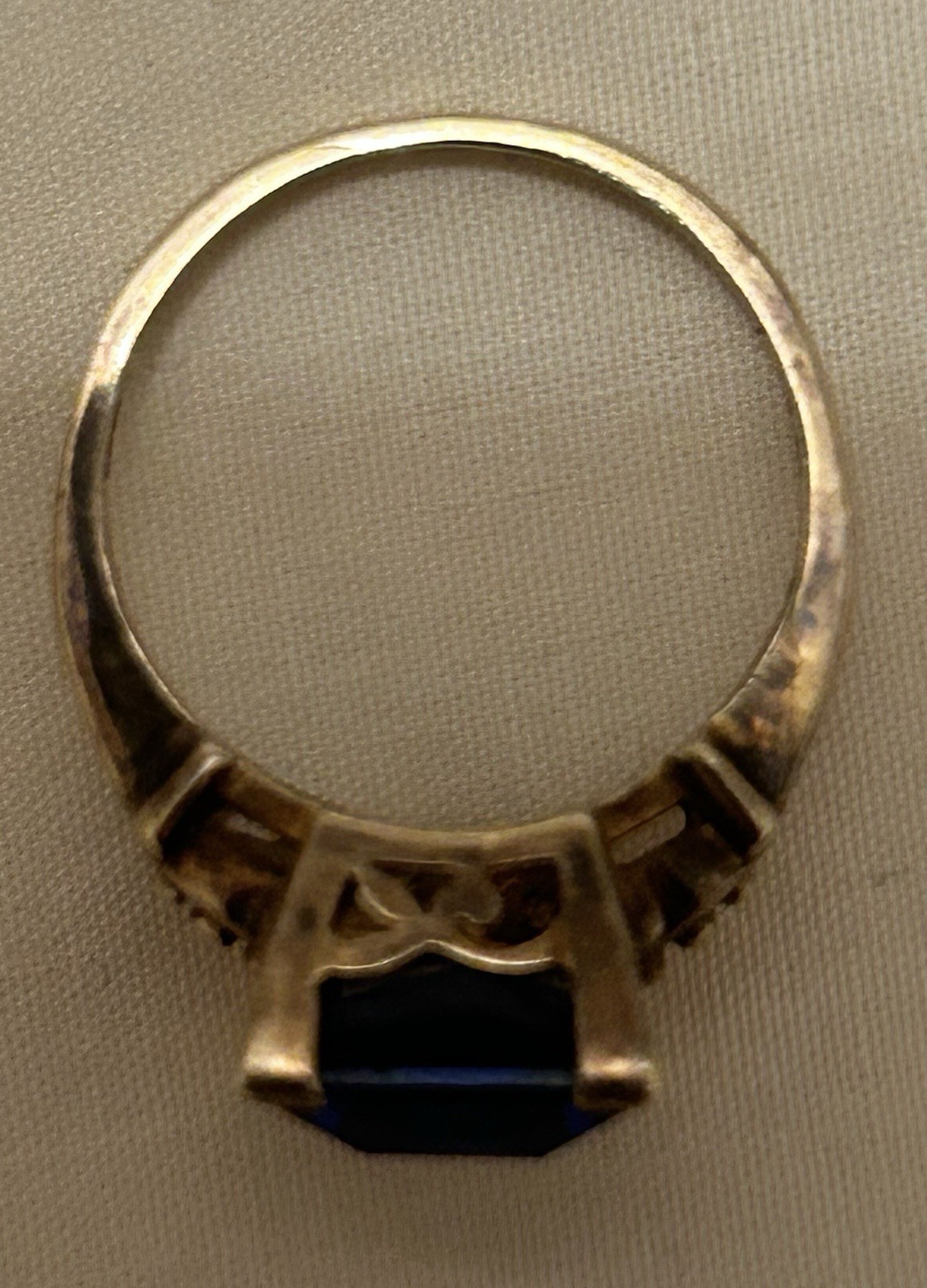 10K Solid Yellow Gold Large Emerald Cut Blue Spin… - image 8