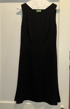 Ann Taylor Black Sleeveless Sheath Dress V-Neck Side Zip Knee Length Size 2