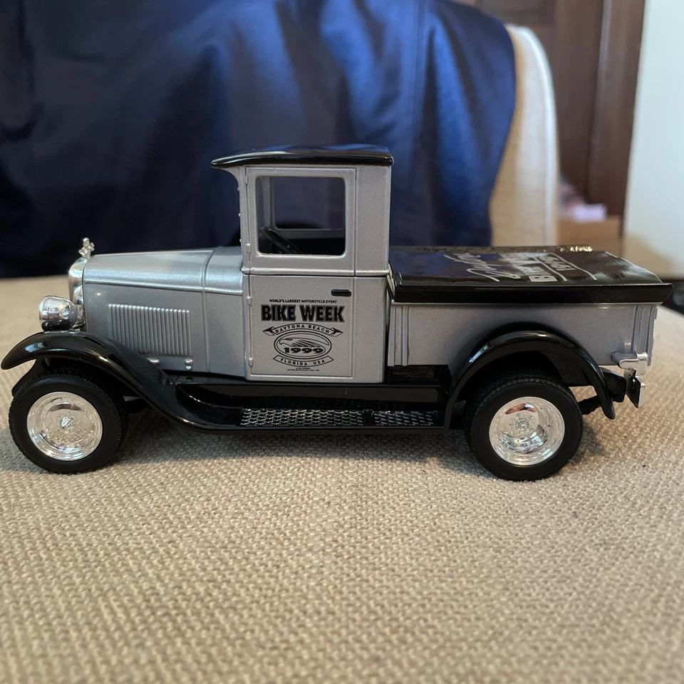 Daytona Bike Week 1999 diecast 28 Chevy Pickup Bank séptimo en serie-nuevo en caja Foto 2 de 4